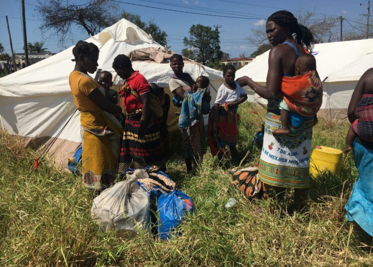 Kymmenettuhannet mosambikilaiset ovat yhä hätämajoituksessa kevään hirmumyrskyjen tekemien tuhojen vuoksi.