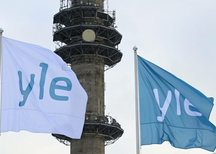 Elinkeinoelämän valtuuskunnan (EVA) tutkimukseen osallistuneista noin 40 prosenttia arvioi Ylen korostavan vasemmistolaista näkökulmaa. 49 prosentin mielestä Yle ei korosta mitään näkökulmaa.
