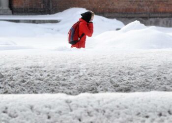 Riittävä perustoimeentulo mahdollistaisi Vasemmisto-opiskelijoiden mukaan täysipäiväisen opiskelun ilman painetta tehdä palkkatyötä millä tahansa ehdoilla.