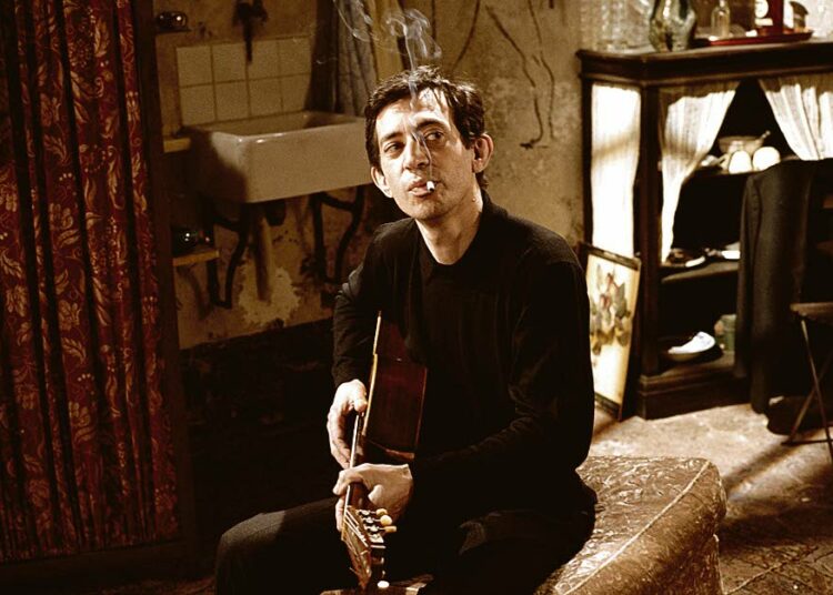 Gainsbourg – Tarina legendasta on elokuva lauluntekijä Serge Gainsbourgista (Éric Elmosnino), tämän värikkäästä elämästä ja naisista BB:stä Jane Birkiniin.