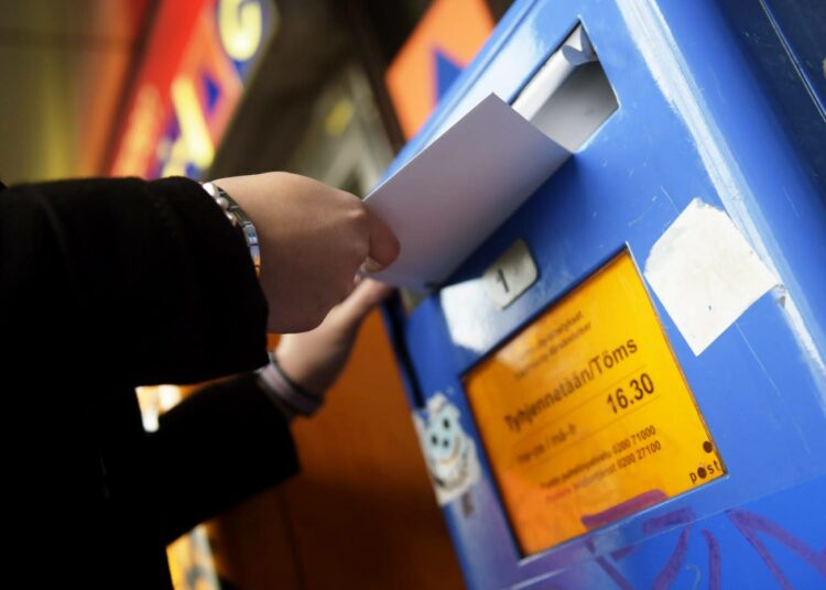 Postin mukaan asiakkaat sietävät paremmin jakelun vähentämistä, kun tilalle tarjotaan uusia palveluja.