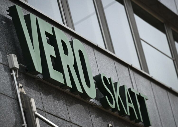 Palkansaajan ja monimiljonäärin veroprosentissa ei ole suurta eroa.