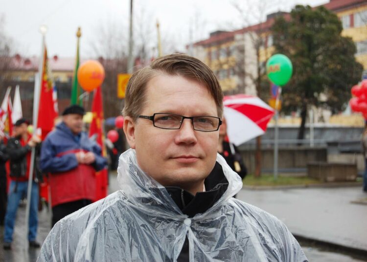 Veli-Matti Kuntonen painotti Jyväskylän vappujuhlassa solidaarisuutta