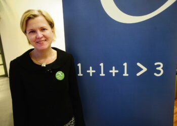 EHYT ry:n toiminnanjohtaja Sari Aalto-Matturi kertoo, että ehdottomuutta ei tuputeta.