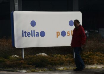 Itellan aikoo vähentää rajusti postin henkilöstöä.