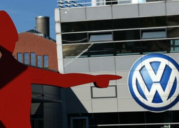 Merja Kyllösen mukaan Volkswagen-skandaali osoittaa eurooppalaisen valvonnan puutteet.