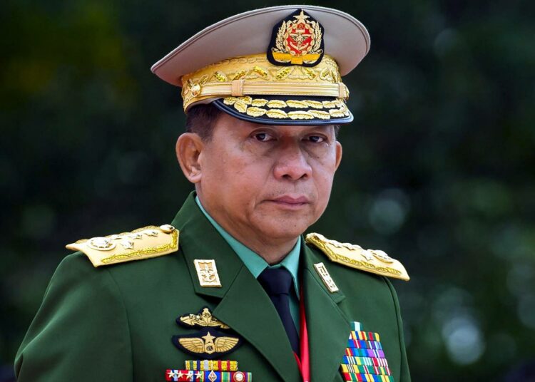 Myanmarin kaappausjohtaja, kenraali Min Aung Hlaing.
