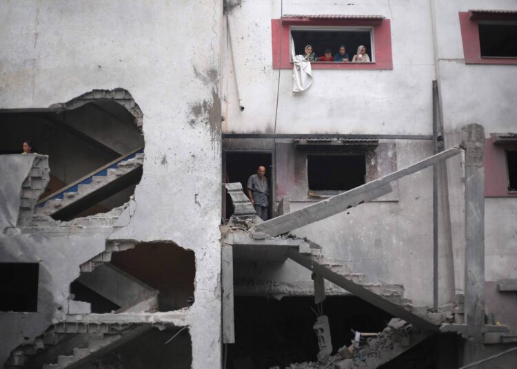 – Israelin sotatoimet Gazassa täyttävät useiden eri YK-elinten ja asiantuntijoiden mukaan kansanmurhan tunnusmerkistön, Mai Kivelä sanoo.