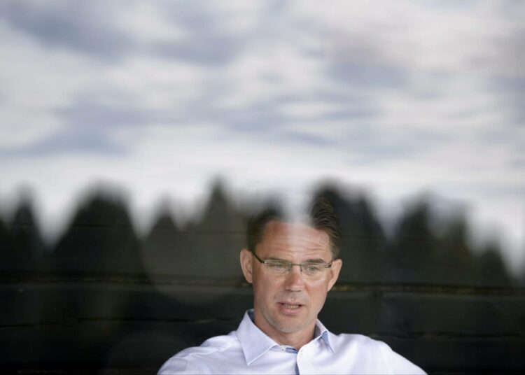 Pääministeri Jyrki Kataisen kaavailemia elvytyssuunnitelmia pidetään riittämättöminä.