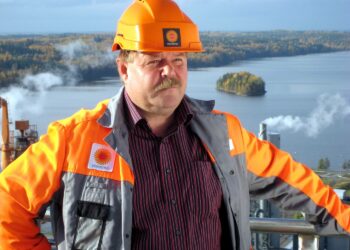 Kaukopään tehtaan pääluottamusmies Ilkka Nokelainen vaatii Metsäteollisuudelta selkärankaa kantamaan vastuuta vientiteollisuuden ja työpaikkojen tulevaisuudesta.