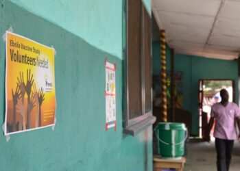 Joidenkin Länsi-Afrikan maiden ebolaepidemia on ollut viime aikojen suurin terveyshuoli, mutta syöpä on nopeasti yleistymässä kaikkialla Afrikassa.