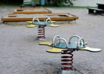 Kirjoittajan mielestä lapsiperheiden köyhyyteen on puututtava, jotta kaikilla lapsilla olisi samat perusedellytykset elämässään.