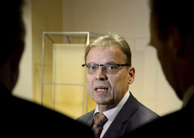 SAK:n puheenjohtajan Lauri Lylyn mukaan kaikki solmut aukeavat joskus.