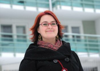 Vasemmistoliiton puoluevaltuuston puheenjohtaja Pia Lohikoski on ollut mukana laatimassa vasemmistolle sekä perhevapaita että varhaiskasvatusta koskevia linjauksia.