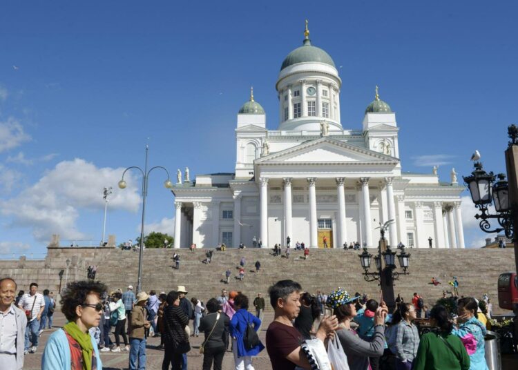 Toukokuun alussa Yhdysvaltain suurlähetystö varoitti Suomeen matkustavia kansalaisiaan terroriuhasta.