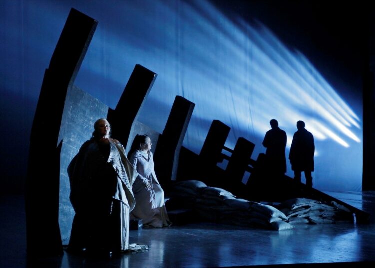 Kansallisooppera esitti Tristan ja Isoldea vuonna 2016.
