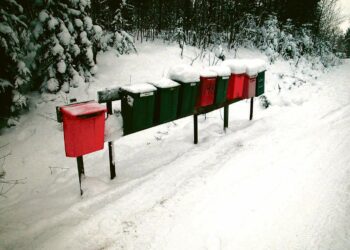 Kirjoittaja uskoo, että kilpailun ulottaminen postipalveluihin heikentää palvelutasoa ja nostaa hintoja.