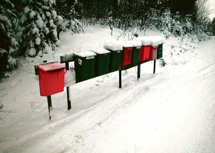 Kirjoittaja uskoo, että kilpailun ulottaminen postipalveluihin heikentää palvelutasoa ja nostaa hintoja.