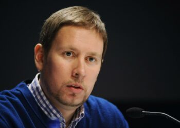 Paavo Arhinmäki.