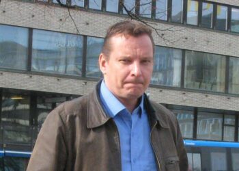 Veturimiesten liiton uusi puheenjohtaja Tero Palomäki toivoo, että seuraavalla työmarkkinakierroksella voitaisiin miettiä työvuorojärjestelmän järkeistämistä.