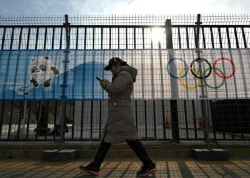 Vasemmistonuoret vaatii, että Suomen valtionjohto ja suomalaiset urheilijat boikotoivat Pekingin olympiakisoja. Kisojen on määrä alkaa tällä viikolla.