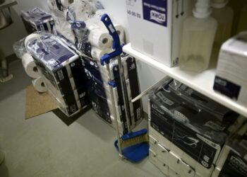 Viime viikon 25¿000 kiinteistöpalvelualalla toimivan lakko oli yksi Suomen suurimmista maahanmuuttajien lakoista, sanoo PAMin järjestöjohtaja Risto Kalliorinne. Torstaina alkaa entistä suurrempi lakko, jos sopimusta ei synny.