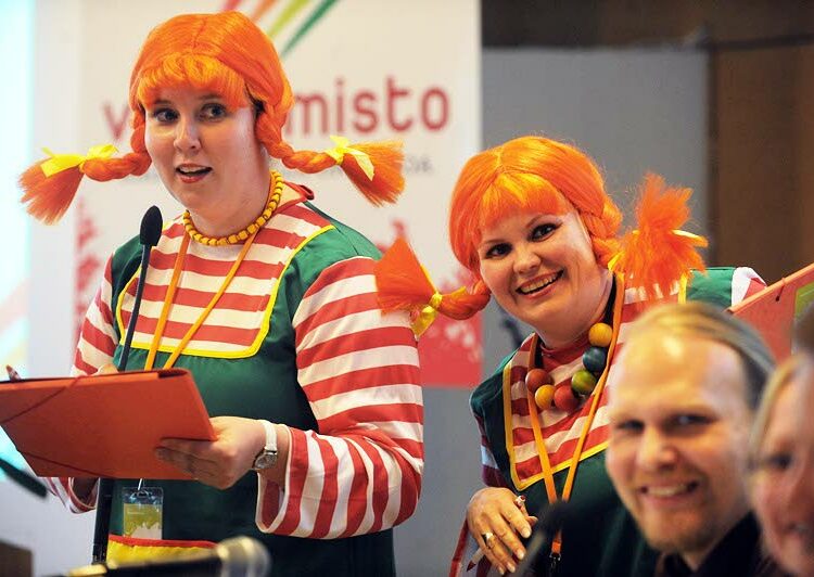 Mimmu ja Memmu tenttasivat johtopaikoille ehdokkaina olevia.