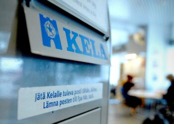 Yksityisen terveydenhuollon rahoittaminen Kela-korvauksilla puhuttaa.