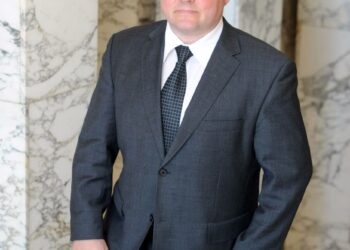 Risto Kalliorinteen mielestä elinkeinoelämän hyväosaiset muistavat isänmaallisuuden vain itsenäisyyspäivänä.
