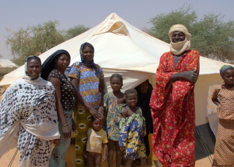 Koronasululla on ollut merkittävä kielteinen vaikutus Malin naisten rauhanrakennuspyrkimyksiin. Naiset ovat kuitenkin rauhanteossa oleellisia ongelmanratkaisijoita.
