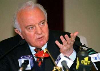 Eduard Shevardnadze vuodelta 1999 peräisin olevassa kuvassa, jolloin hän oli Georgian presidentti.