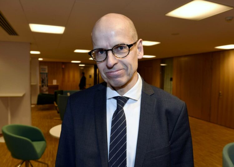 Valtiovarainministeriön valtiosihteeri Martti Hetemäki esitteli VM:n virkamiesarvion ensi vaalikauden talous- ja hallintopolitiikasta.