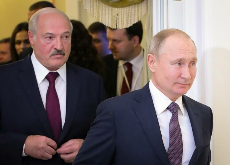 Lukašenka haki viime viikonvaihteessa kahteenkin kertaan tukea Vladimir Putinilta.