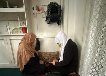 Tytöt eivät ole missään turvassa pakkoavioliitoilta. Zarghonan tyttäret poimittiin uskonnollisesta koulusta.