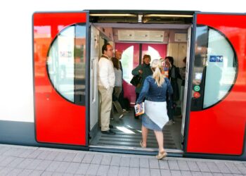 Junaliikennettä esitetään avattavaksi kilpailutukselle.