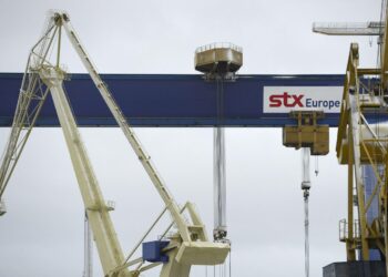 Valtion ja alihankkijoiden osaomistajuus STX Finlandissa ei  ole Jari Aallon mukaan juuri nyt ajankohtainen, vaan TUI-risteilijöiden tilausten pitäminen Suomessa.