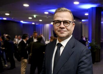 Petteri Orpolta puuttuu pääministerillinen uskottavuus.