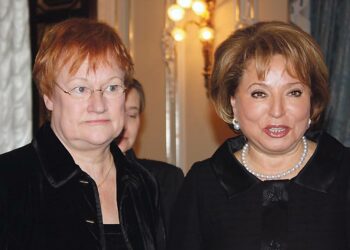 Presidentti Tarja Halonen ja kuvernööri Valentina Matvijenko ovat tuttuja jo vuosien takaa.
