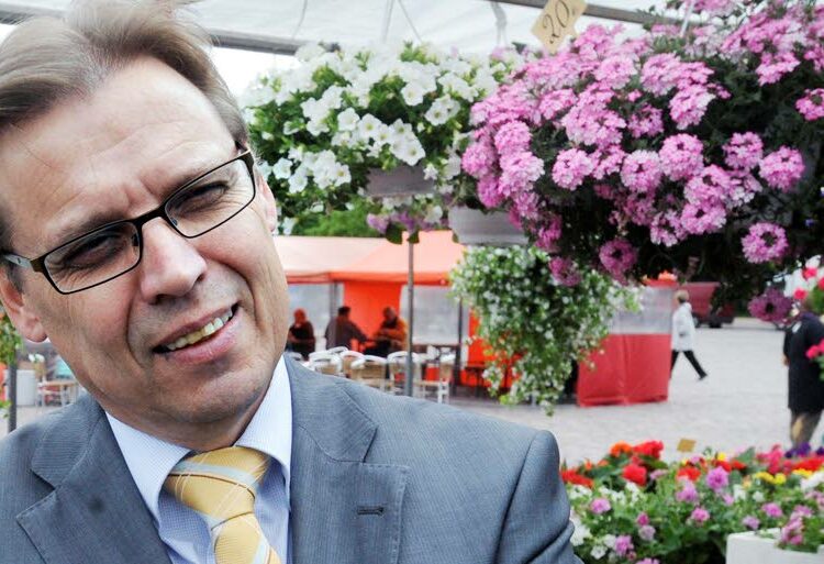 Lauri Lyly ei näe mitään ihmeellistä siinä, että ay-liike on tukenut nimenomaan vasemmistopuolueiden listoilla olleita ehdokkaita.