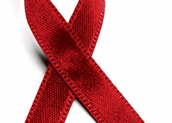 Punainen nauha on kansainvälinen aidsin vastaisen taistelun, solidaarisuuden ja tuen symboli.