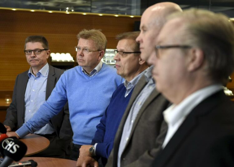 Tällä joukolla neuvoteltu sopimus on SAK:n pääekonomistin mielestä paras mahdollinen tässä tilanteessa. Olli Koski perustelee asiaa Suomen teollisuustuotannon romahduksella.