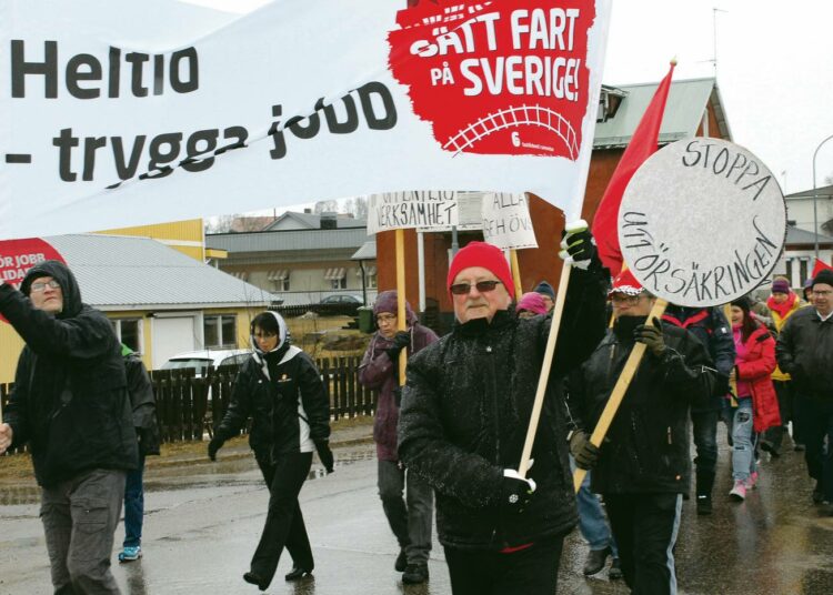 Pajalassa toiminut Northlandin kaivos meni viime vuonna konkurssiin ja 300 työntekijää menetti työpaikkansa. Pajalan vappumarssilla vaadittiinkin turvallisia työpaikkoja ja eriarvoisuuden poistamista luonnonsuojelua unohtamatta.