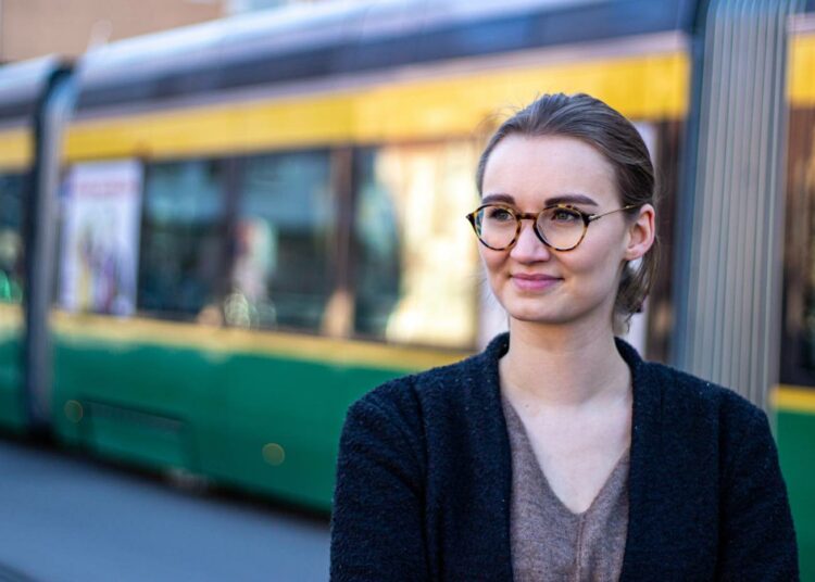 Anna Lemström jatkaa Vasemmisto-opiskelijoiden johdossa.