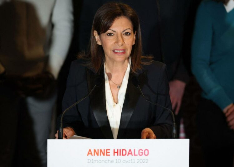 Ranskan sosialistipuolue oli 10 vuotta sitten maan suosituin. Huhtikuussa puolueen ehdokas Anne Hidalgo sai alle 2 prosenttia äänistä.