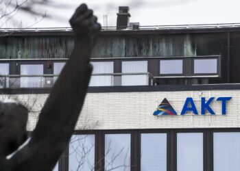 AKT väläyttää työtaisteluita, jotta työnantaja saadaan liikkeelle palkkaneuvotteluissa.