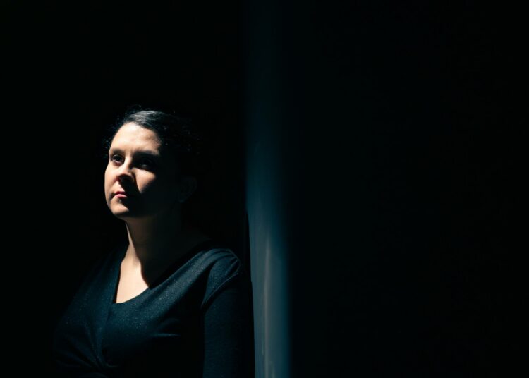 Irene Zidanin esikoiskirja kertoo toiseudesta.