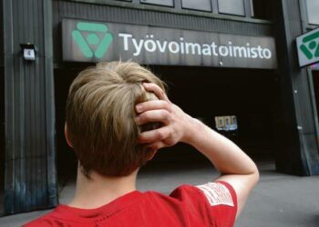 Työtön nuori elää syrjäytymisvaarassa.