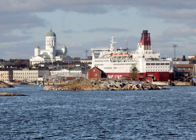 Luotsiliiton mukaan saneeraus- ja säästöohjelma romahdutti Finpilotin palvelutason.