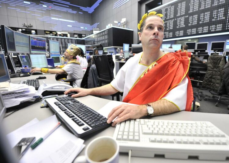 Frankfurtilainen pörssivälittäjä pukeutui Rooman keisariksi karnevaalipäivänä muutama viikko sitten.