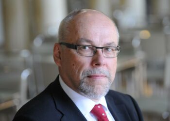 Vasemmistoliiton kansanedustaja Erkki Virtanen.